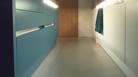 Elise online show from December 19, 2024, 7:29 pm