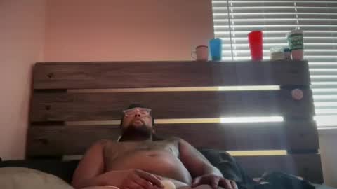 Snapshot of extendoklitftm chatting on February 19, 2025, 2:34 pm ExtendoKlit online show from February 19, 2025, 2:34 pm