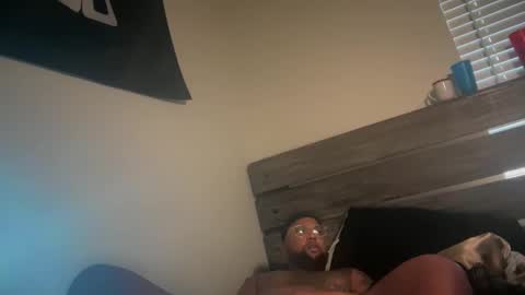 Snapshot of extendoklitftm chatting on February 19, 2025, 11:36 pm ExtendoKlit online show from February 19, 2025, 11:36 pm