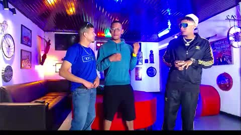 extrangers online show from January 17, 2026, 1:16 pm