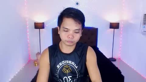 Snapshot of extraservice69menx chatting on February 15, 2026, 5:04 am JOHNDAVE online show from February 15, 2026, 5:04 am