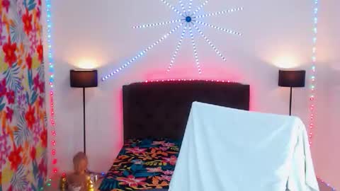 Snapshot of extraservice69menx chatting on February 16, 2026, 2:57 pm JOHNDAVE online show from February 16, 2026, 2:57 pm