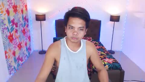 Snapshot of extraservice69menx chatting on February 24, 2026, 7:34 pm JOHNDAVE online show from February 24, 2026, 7:34 pm