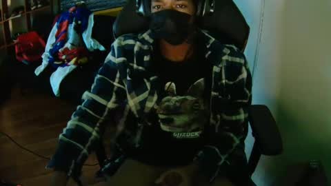 Snapshot of exxxtr4sauce chatting on December 5, 2024, 12:22 pm exxxtr4sauce online show from December 5, 2024, 12:22 pm