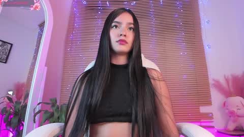 Snapshot of eyleen_lee_ chatting on January 11, 2025, 12:22 am Eyleen online show from January 11, 2025, 12:22 am