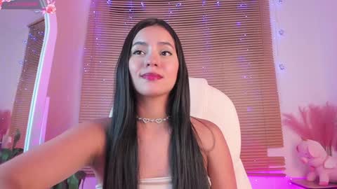 Snapshot of eyleen_lee_ chatting on January 12, 2025, 3:28 am Eyleen online show from January 12, 2025, 3:28 am