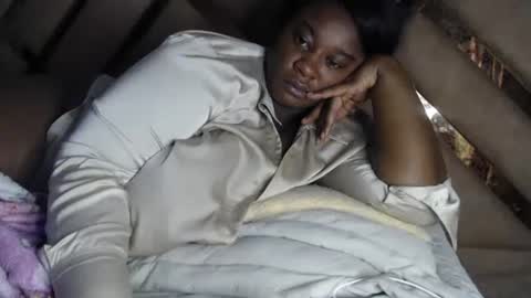 Snapshot of eyshaexotii chatting on September 30, 2025, 2:27 am eyshaexotii online show from September 30, 2025, 2:27 am