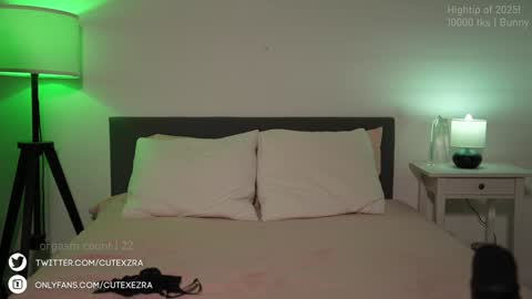 Snapshot of ezra chatting on March 4, 2025, 9:00 pm Ezra online show from March 4, 2025, 9:00 pm