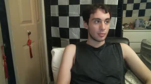 Ezra Naamah online show from February 2, 2025, 11:42 pm