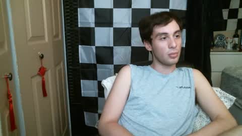 Ezra Naamah online show from February 19, 2025, 8:41 pm