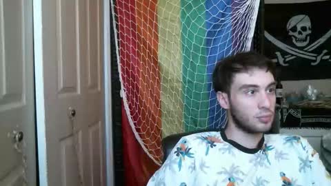 Ezra Naamah online show from November 3, 2025, 4:41 pm