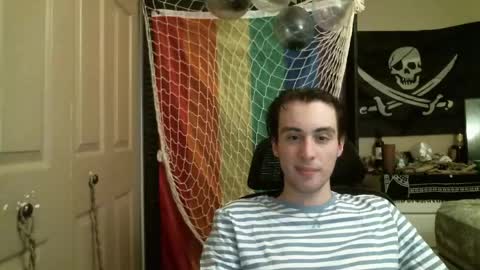 Ezra Naamah online show from April 13, 2026, 2:39 am