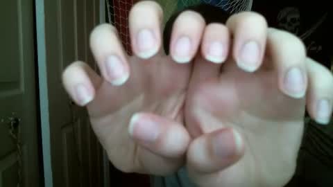Snapshot of ezra_naamah chatting on July 17, 2026, 5:07 pm Ezra Naamah online show from July 17, 2026, 5:07 pm