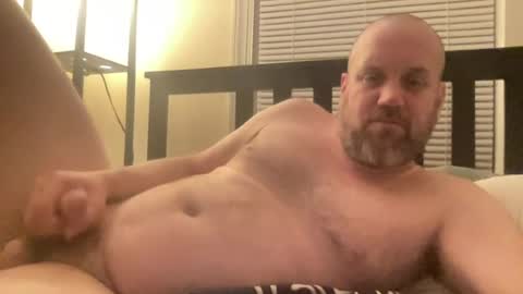 ezrandomguy online show from June 19, 2026, 3:22 am