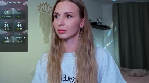 Snapshot of f1oraa chatting on September 20, 2025, 3:57 pm  if you dont have fansly account yet use this link to registration    online show from September 20, 2025, 3:57 pm