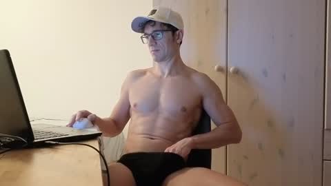 Mick online show from December 9, 2024, 10:30 pm