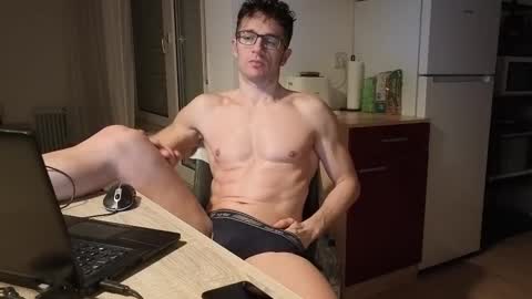 Mick online show from February 19, 2025, 10:09 pm