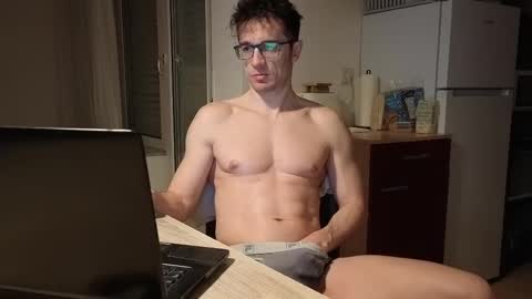 Mick online show from March 7, 2025, 3:08 am