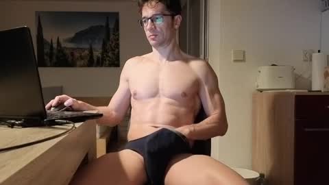 Mick online show from March 11, 2025, 4:43 am