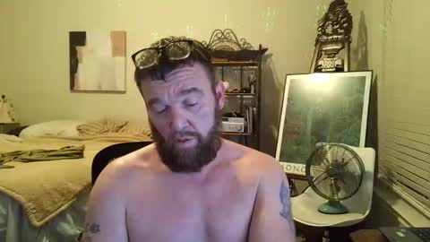 Snapshot of f33l_good chatting on February 3, 2026, 2:53 am F33l Good online show from February 3, 2026, 2:53 am