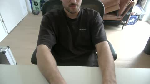 Snapshot of fabian_196 chatting on December 22, 2025, 12:02 pm Call me bitch online show from December 22, 2025, 12:02 pm