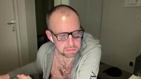 Snapshot of fabiothick chatting on November 27, 2025, 11:40 pm fabiothick online show from November 27, 2025, 11:40 pm