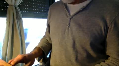 Snapshot of fabro45 chatting on February 4, 2025, 4:29 pm Fabro online show from February 4, 2025, 4:29 pm