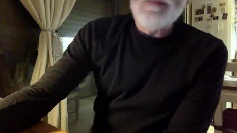 Snapshot of fabro45 chatting on February 20, 2025, 10:04 pm Fabro online show from February 20, 2025, 10:04 pm