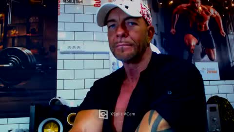 Snapshot of fabxxxl chatting on December 24, 2024, 8:33 am fabxxxl online show from December 24, 2024, 8:33 am