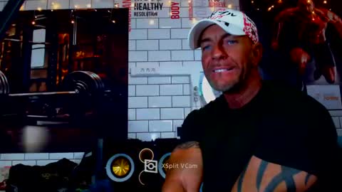 Snapshot of fabxxxl chatting on January 7, 2025, 1:57 pm fabxxxl online show from January 7, 2025, 1:57 pm