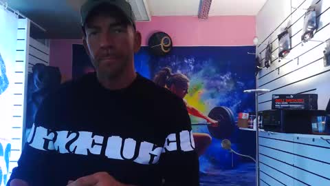 Snapshot of fabxxxl chatting on September 24, 2025, 8:28 am fabxxxl online show from September 24, 2025, 8:28 am