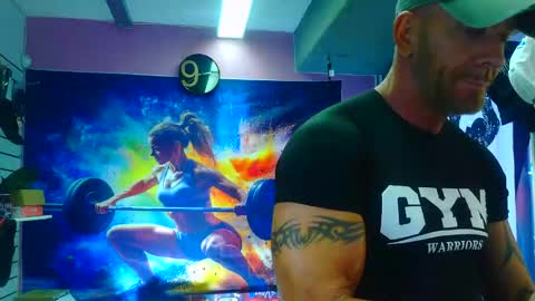 fabxxxl online show from November 14, 2025, 8:46 am