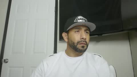 Mark online show from November 17, 2025, 6:52 am