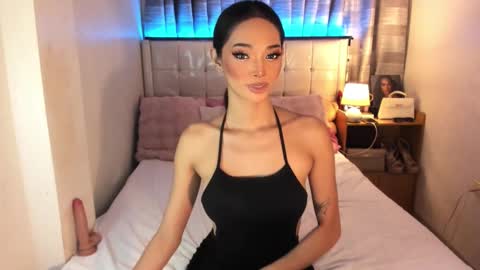 faelore online show from November 18, 2025, 7:51 pm