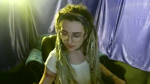 Snapshot of faexoxoxo chatting on November 8, 2025, 10:48 am Fae online show from November 8, 2025, 10:48 am