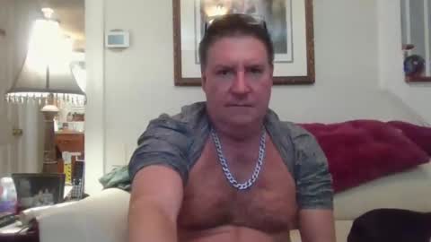 fairmount31 online show from November 23, 2025, 11:59 pm