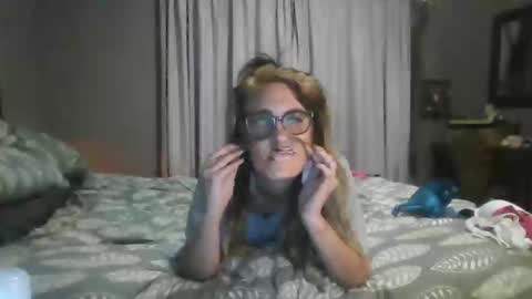 Snapshot of fairyalice69 chatting on September 15, 2025, 7:03 pm fairyalice69 online show from September 15, 2025, 7:03 pm