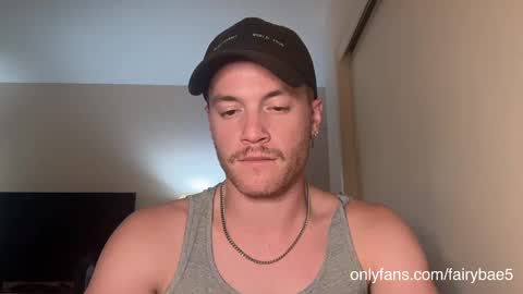 Snapshot of fairybae5 chatting on October 6, 2025, 4:54 am Travis online show from October 6, 2025, 4:54 am