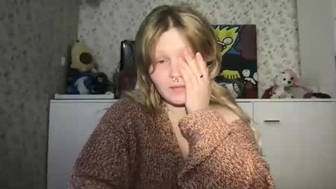 Arisha online show from December 16, 2024, 1:11 pm