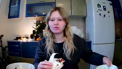 Arisha online show from December 23, 2024, 11:47 am