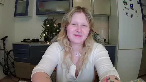 Arisha online show from December 24, 2024, 9:55 pm