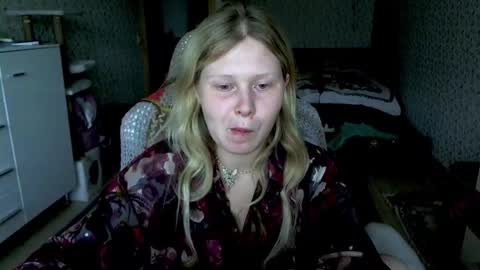 Arisha online show from September 15, 2025, 3:23 pm