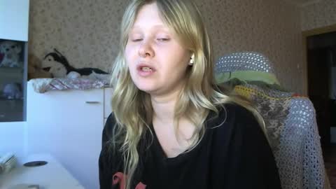 Arisha online show from October 9, 2025, 2:26 pm