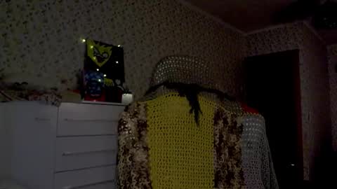 Arisha online show from October 12, 2025, 6:29 pm