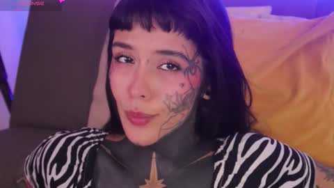 Snapshot of fairyflexxx chatting on January 16, 2026, 9:41 pm Fairy online show from January 16, 2026, 9:41 pm