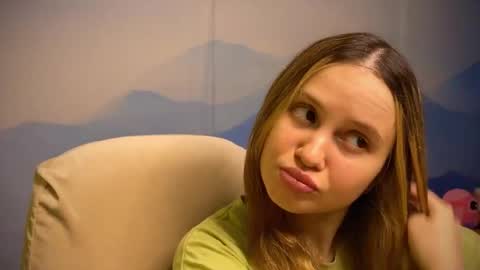 Snapshot of fairyilona chatting on December 21, 2025, 9:27 am Ilona online show from December 21, 2025, 9:27 am