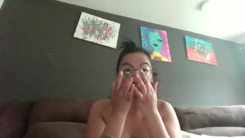 fairylatin online show from April 3, 2026, 12:58 pm