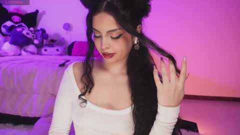 Snapshot of fairyyy1 chatting on March 2, 2026, 5:08 am Sara REMEMBER TO LEAVE A THUMB UP online show from March 2, 2026, 5:08 am