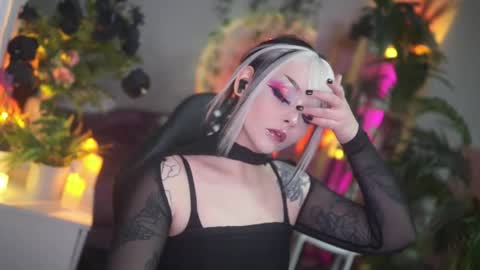 faith_chan online show from October 17, 2025, 3:10 am