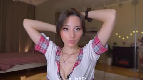 Snapshot of falinecrosthwaite chatting on February 20, 2026, 7:25 pm Kaori online show from February 20, 2026, 7:25 pm